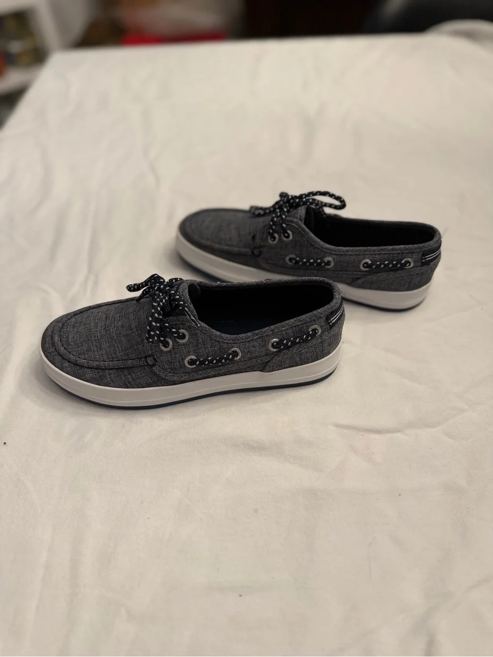 Nautica Boys Gray Chambray Boat Shoes Size 2 Youth Lace-Up Casual Deck Shoes